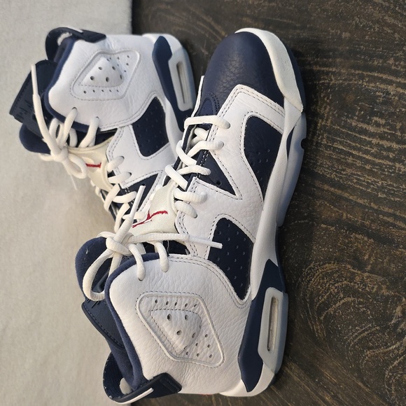 Jordan 6 Olympic - Picture 7 of 7